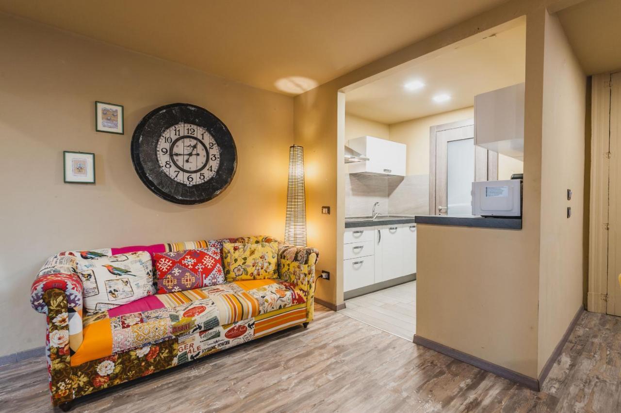 Ursino Apartment With Balcony By Wonderful Italy Katanya Dış mekan fotoğraf